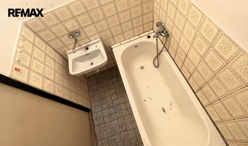 Prodej bytu 1+1 35 m², Roztoky – náhled fotky 16