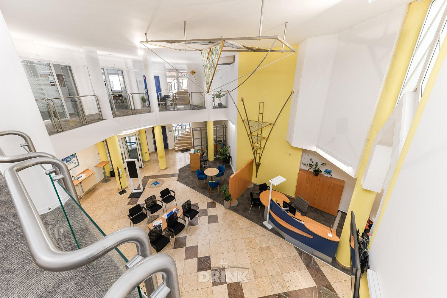 Pronájem obchodních prostor 560 m² – fotografie 5