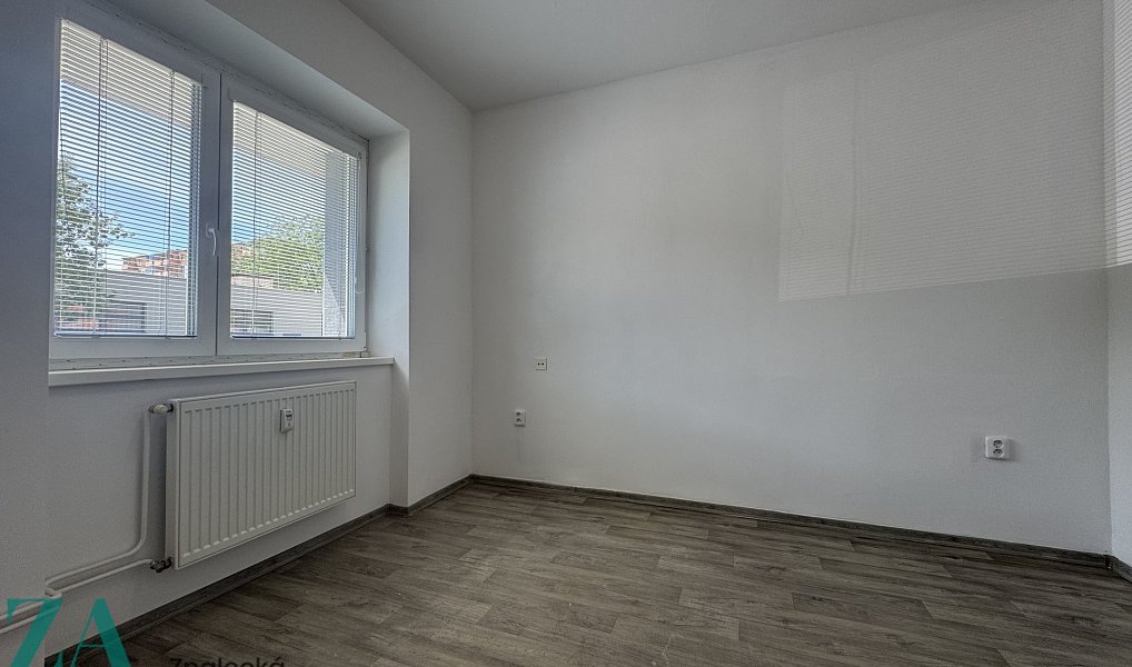 Pronájem bytu 1+1 26 m², Hodonín – náhled fotky 3