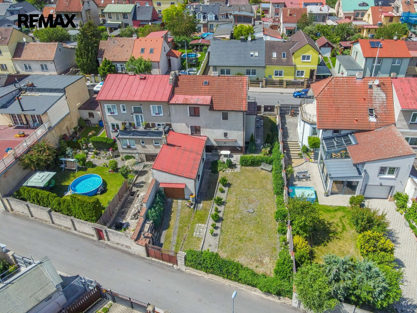 Prodej domu 220 m² s pozemkem 471 m² – fotografie 2