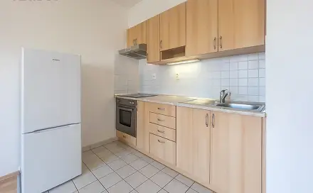 Pronájem bytu 1+kk 32 m²