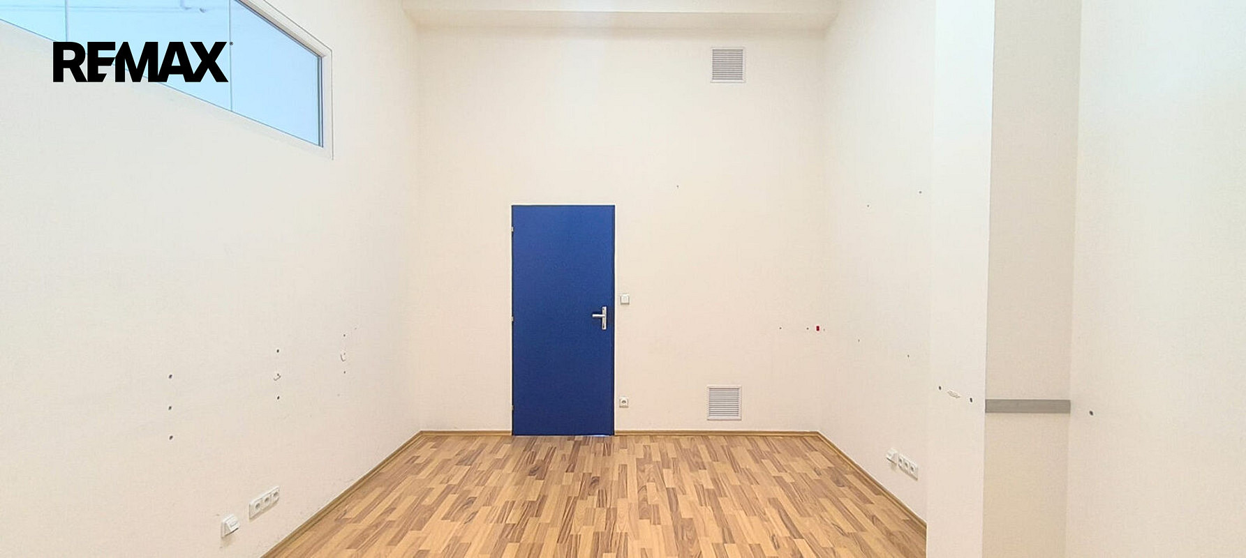 Pronájem kanceláře 19 m² – fotografie 4