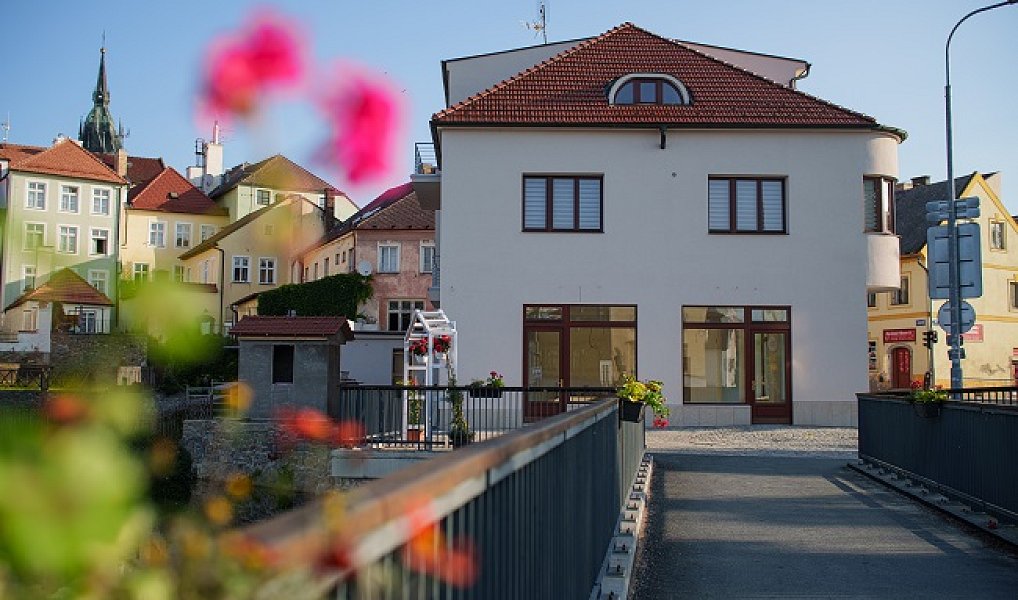 Pronájem obchodních prostor 115 m², Jindřichův Hradec – náhled fotky 3