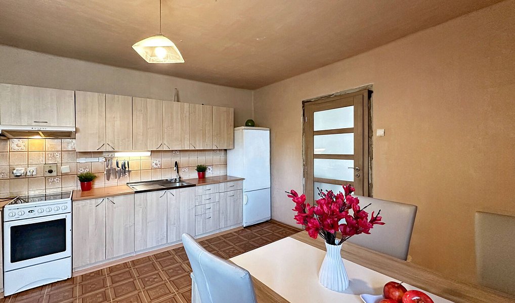 Prodej domu 150 m² s pozemkem 377 m², Sušice – náhled fotky 6