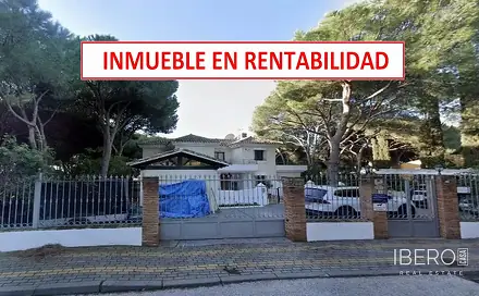 Prodej domu 409 m² s pozemkem 409 m², Marbella, Španělsko