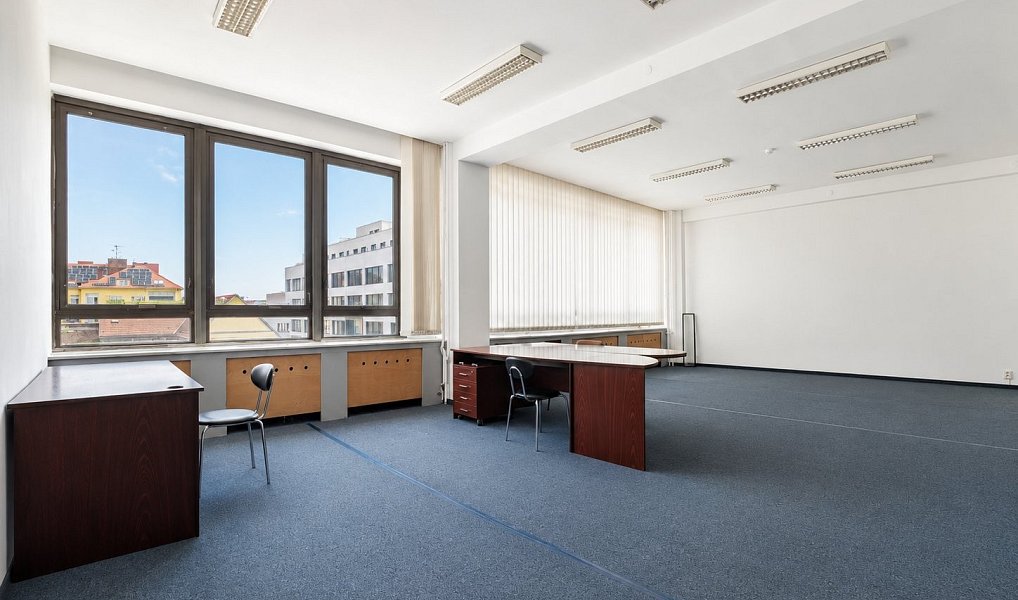 Pronájem obchodních prostor 95 m², Brno – náhled fotky 3