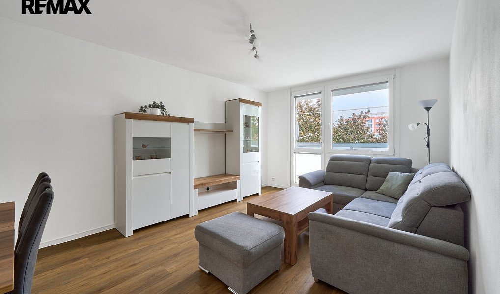 Prodej bytu 3+1 68 m², Hradec Králové – náhled fotky 2