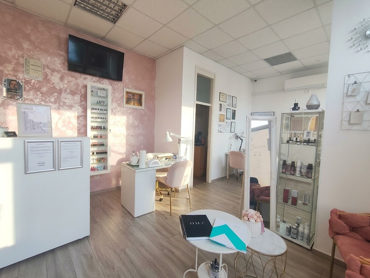 Prodej komerčního objektu (jiného typu) 24 m²