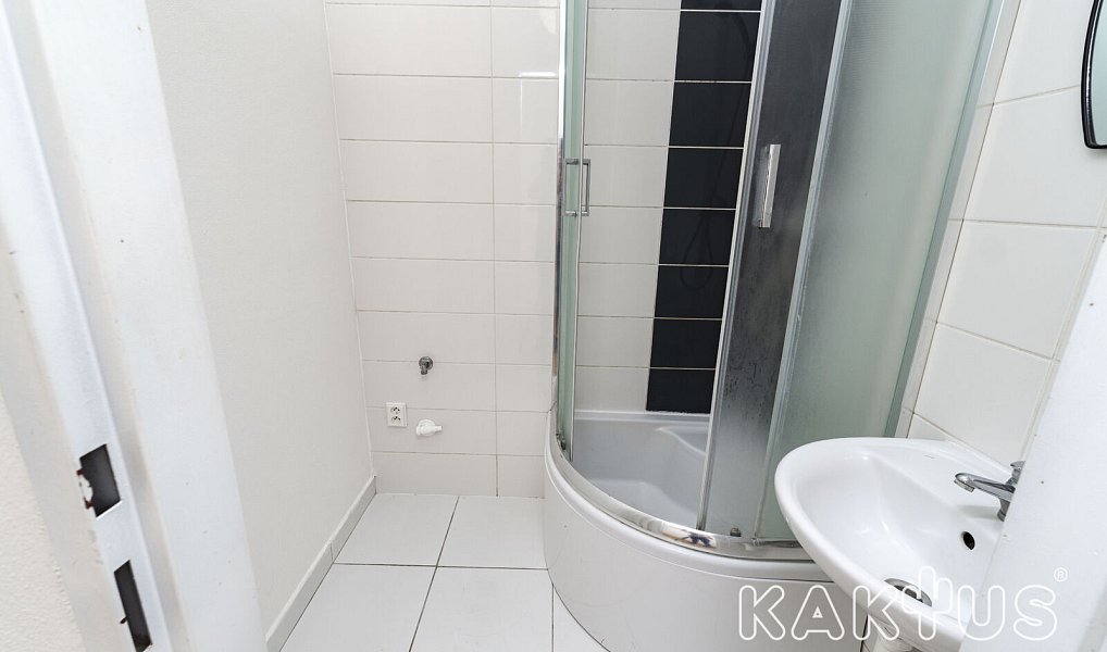 Pronájem bytu 3+1 55 m², Ostrava – náhled fotky 16
