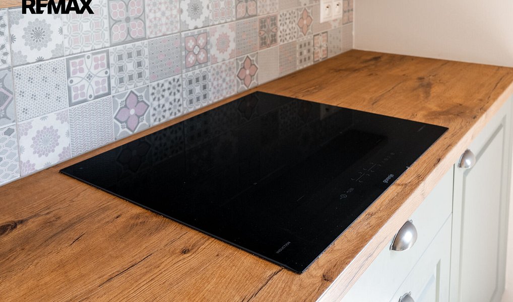 Prodej domu 85 m² s pozemkem 3 925 m², Tišice – náhled fotky 5