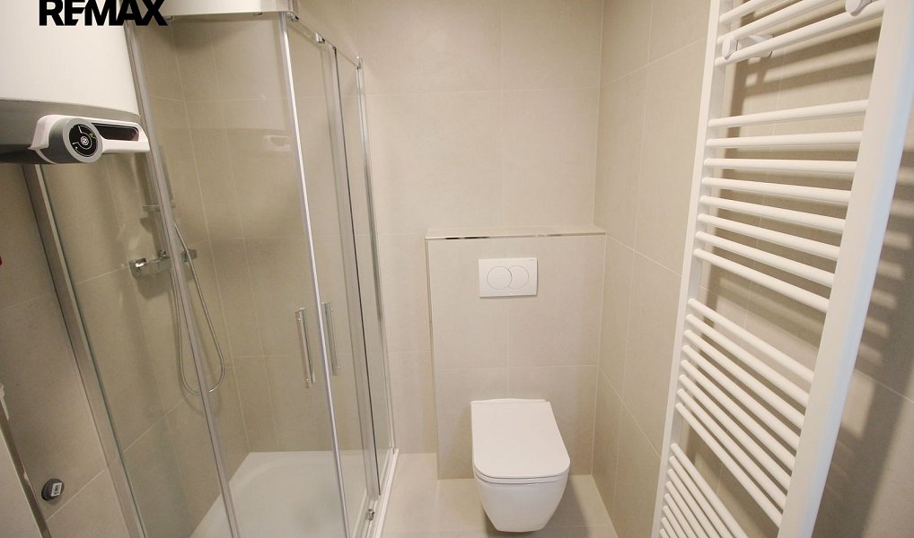 Pronájem bytu 1+kk 34 m², Kolín – náhled fotky 6