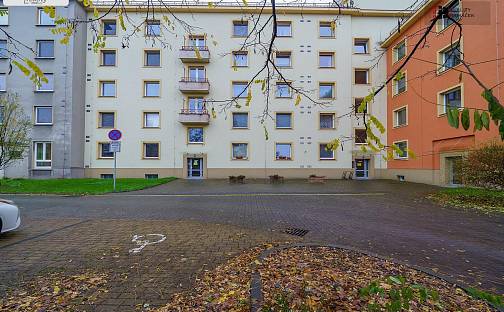 Prodej bytu 2+1 67 m², Palackého třída, Pardubice - Zelené Předměstí