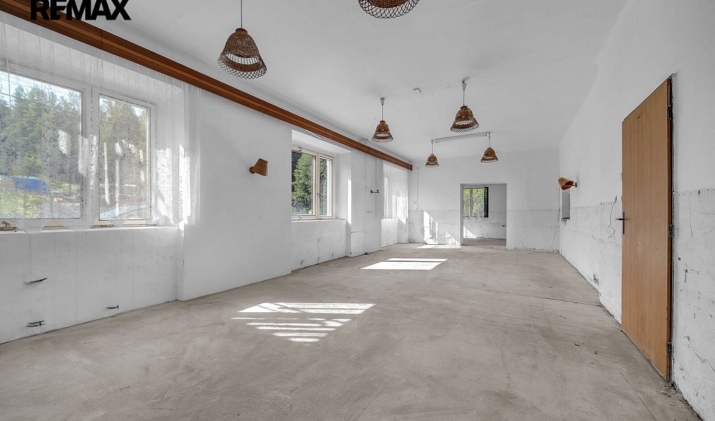 Prodej ubytovacího objektu 722 m², Nová Ves nad Nisou – náhled fotky 4