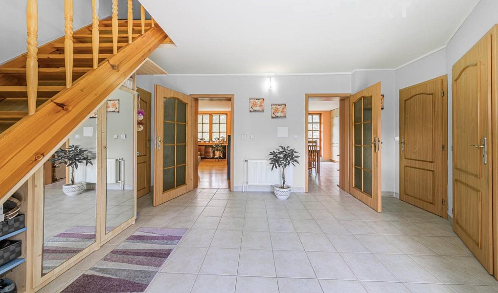 Prodej domu 214 m² s pozemkem 2 616 m², Karviná – náhled fotky 6