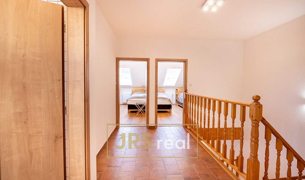 Prodej ubytovacího objektu 530 m², Kurdějov – náhled fotky 5