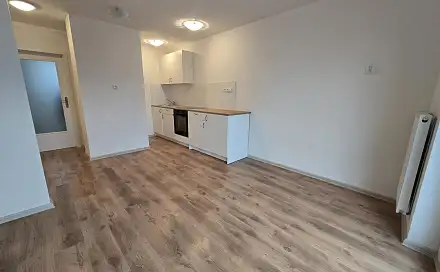 Pronájem bytu 2+kk 55 m², Husova, Třebíč - Jejkov