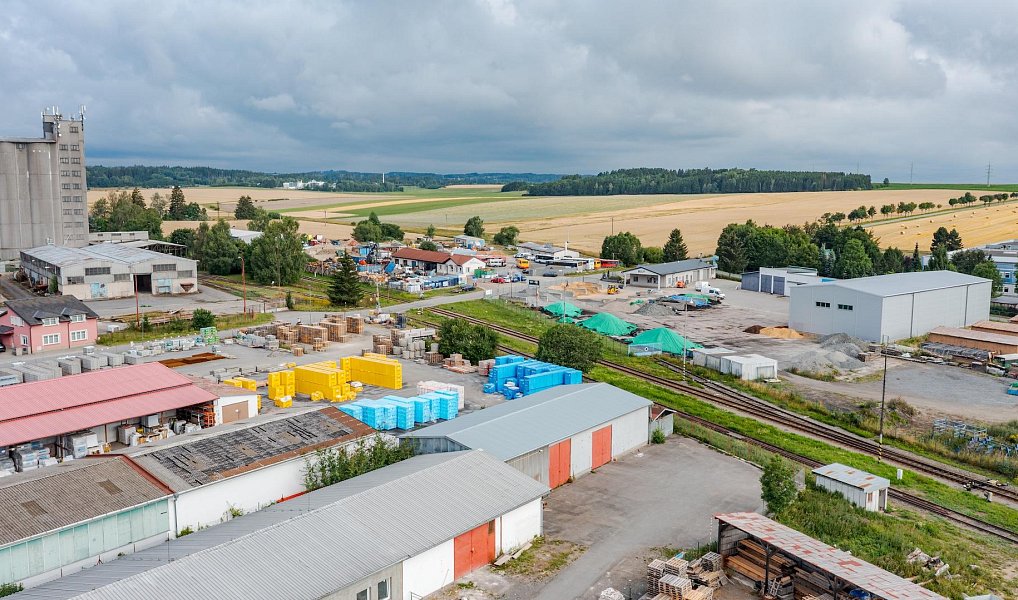 Prodej skladovacích prostor 1 449 m², Polička – náhled fotky 3