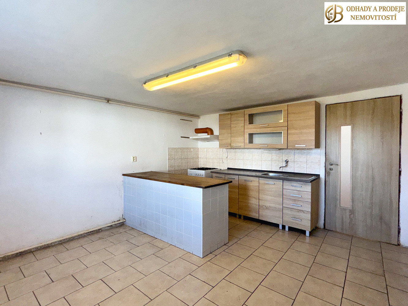 Prodej domu 231 m² s pozemkem 275 m² - Widok 2