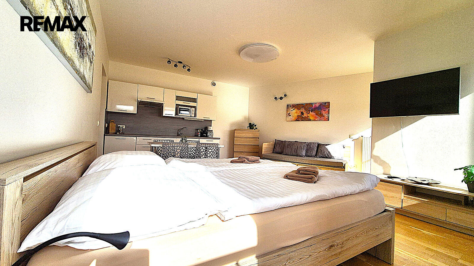 Prodej bytu 1+kk 37 m² – fotografie 3