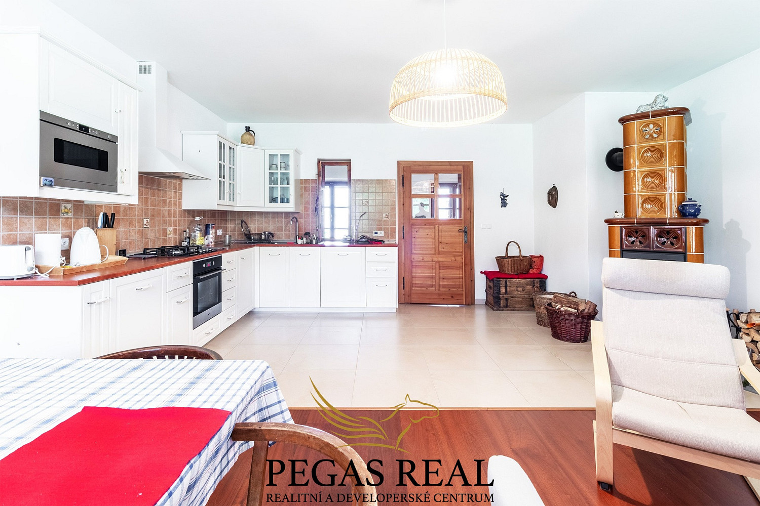 Prodej domu 350 m² s pozemkem 1 993 m² – další