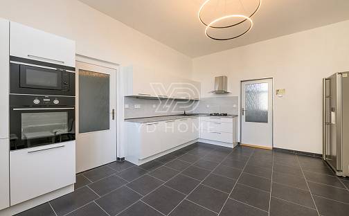 Pronájem bytu 3+1 111 m², Plachého, Plzeň - Jižní Předměstí