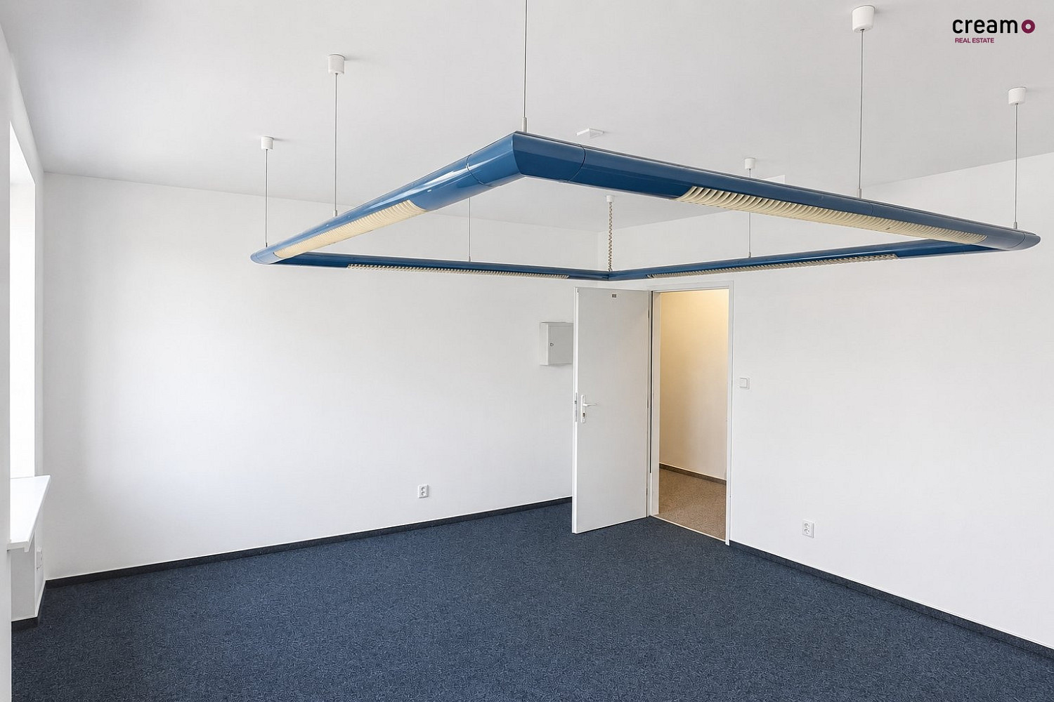 Pronájem kanceláře 21 m² — photo 2