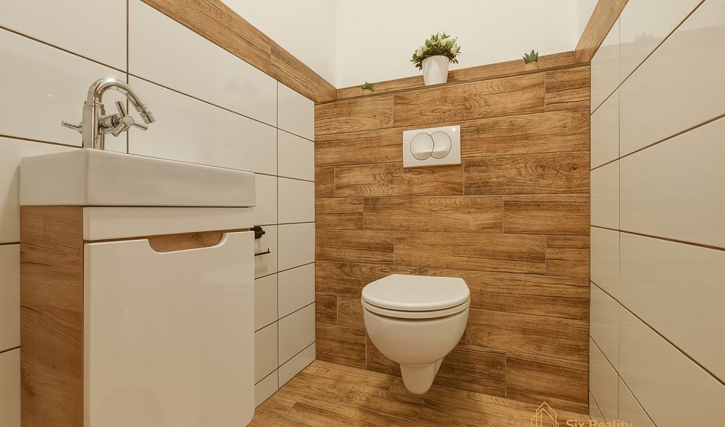 Prodej domu 261 m² s pozemkem 800 m², Zavidov – náhled fotky 16
