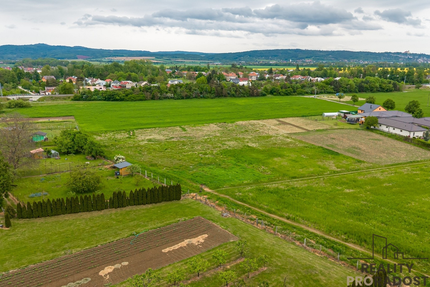 Prodej stavebního pozemku 629 m² – fotografie 4