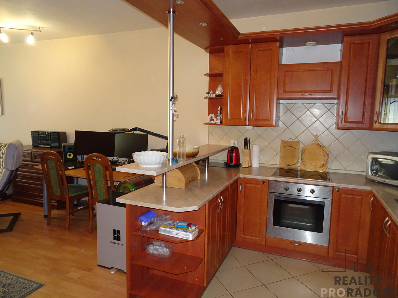 Pronájem bytu 2+kk 63 m² – fotografie 3