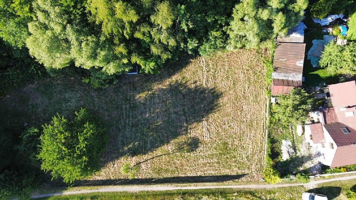 Prodej stavebního pozemku 1 626 m²