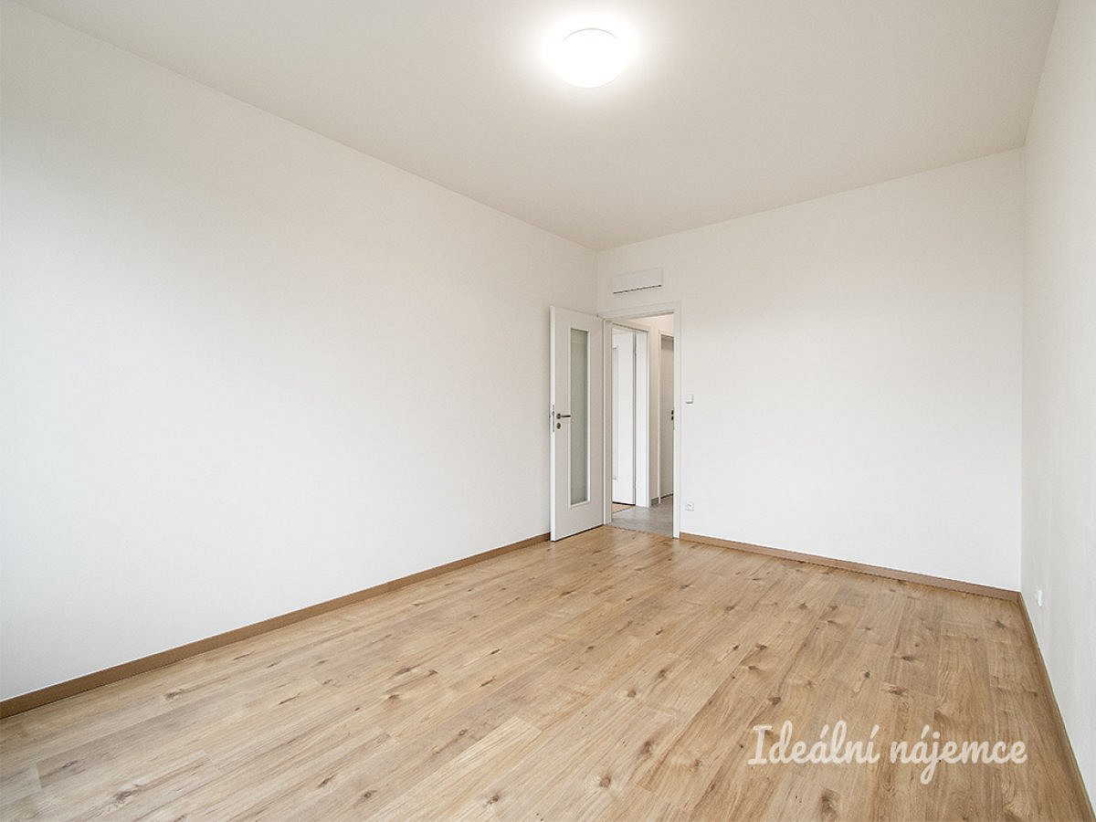 2+kk Apartment in Praha, Dolní Počernice – pohled 6
