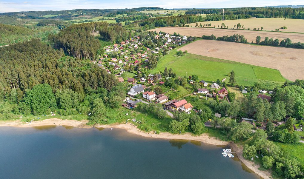 Prodej domu 260 m² s pozemkem 1 352 m², Seč – náhled fotky 15
