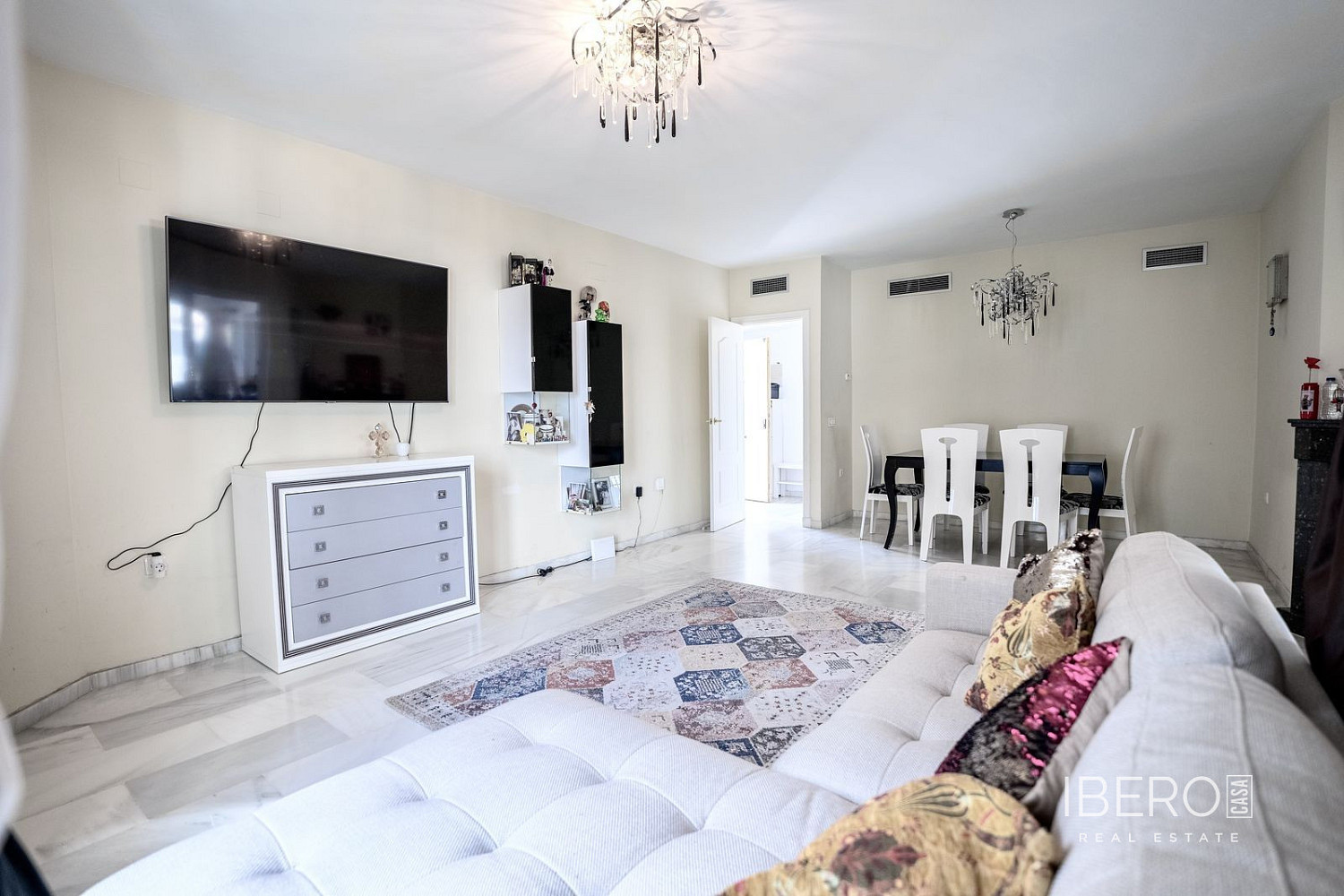 Pis 3+kk – Marbella, Nueva Andalucía - Vista 2