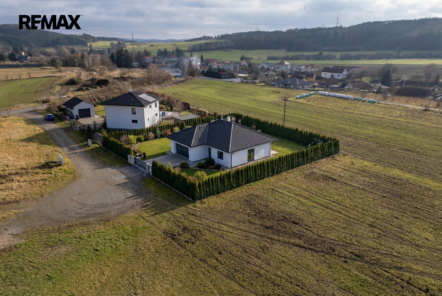 Prodej stavebního pozemku 1 051 m² — photo 3