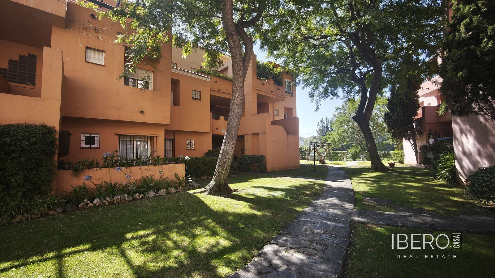 Piso 3+kk – Marbella, Guadalmina Alta, Guadalmina - Vista 2