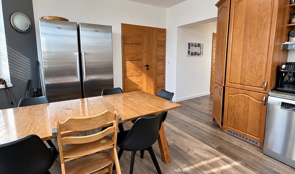 Prodej domu 330 m² s pozemkem 2 279 m², Kojetice – náhled fotky 4