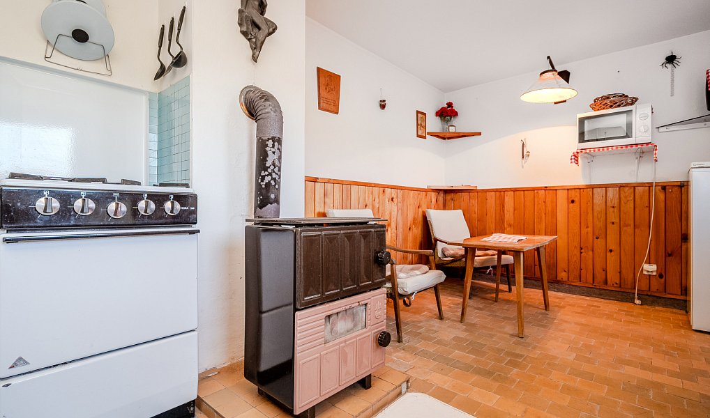 Prodej chaty/chalupy 32 m² s pozemkem 463 m², Vsetín – náhled fotky 8