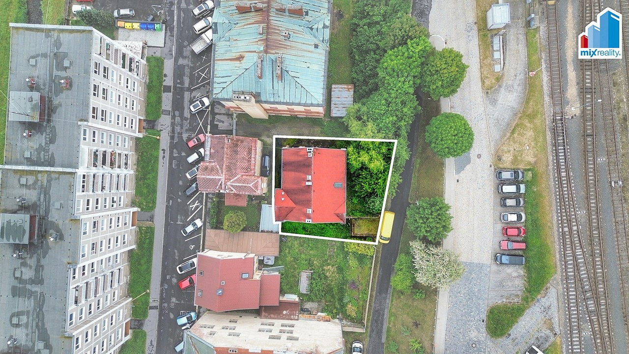 Prodej domu 304 m² s pozemkem 365 m² – fotografie 4