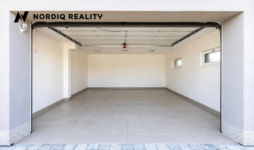 Prodej domu 171 m² s pozemkem 1 243 m², Kladruby – náhled fotky 36