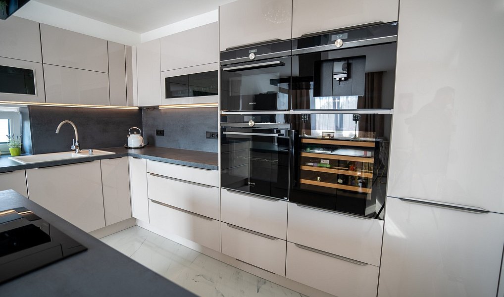 Prodej domu 210 m² s pozemkem 837 m², Sobětuchy – náhled fotky 5