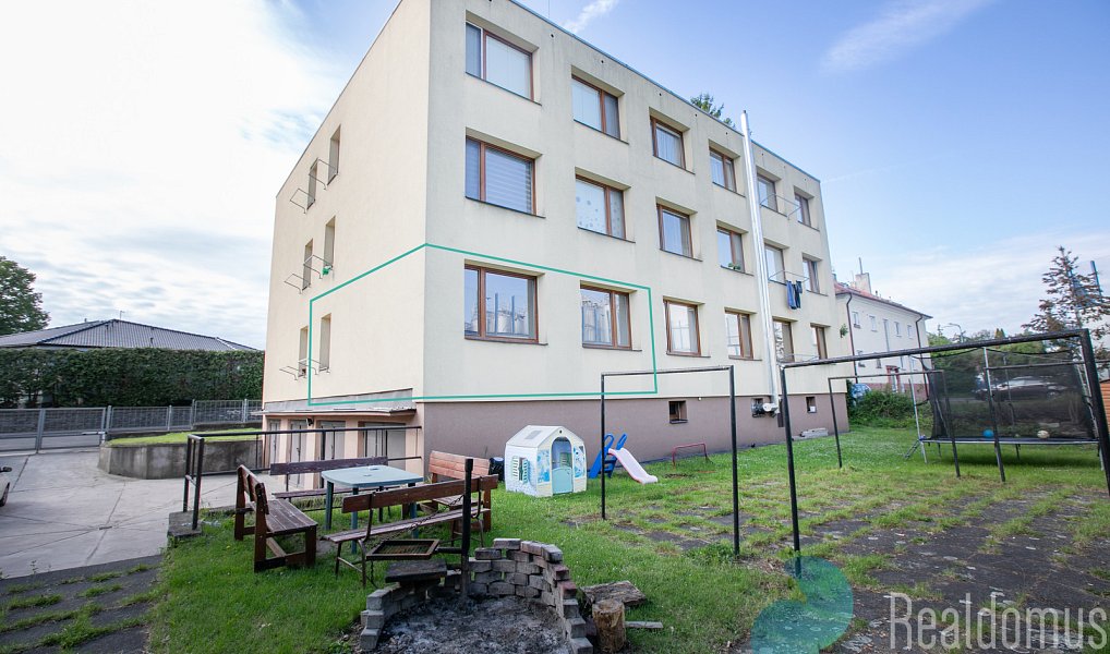 Pronájem bytu 2+kk 40 m², Benešov – náhled fotky 3