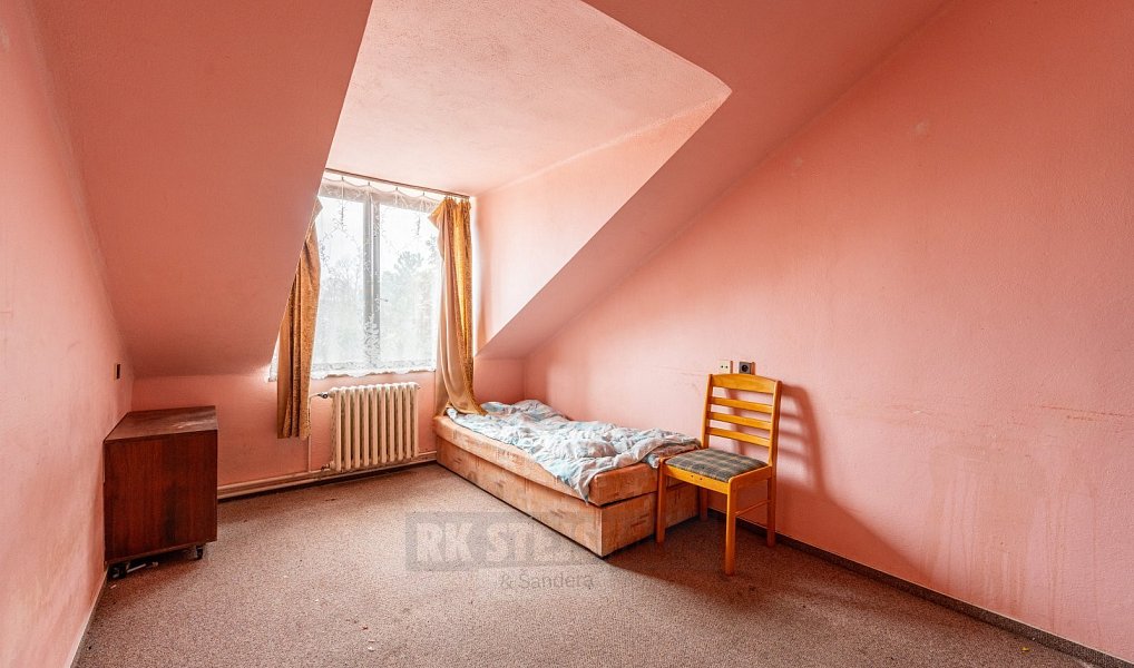 Prodej ubytovacího objektu 1 104 m², Protivín – náhled fotky 12
