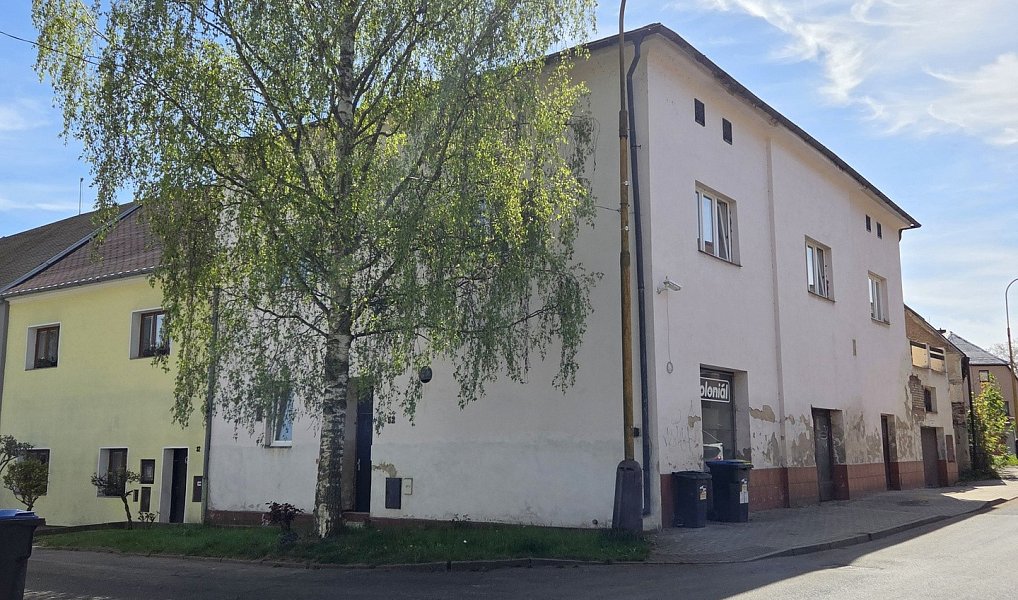 Prodej nájemního domu, činžáku 424 m², Chlumec – náhled fotky 7