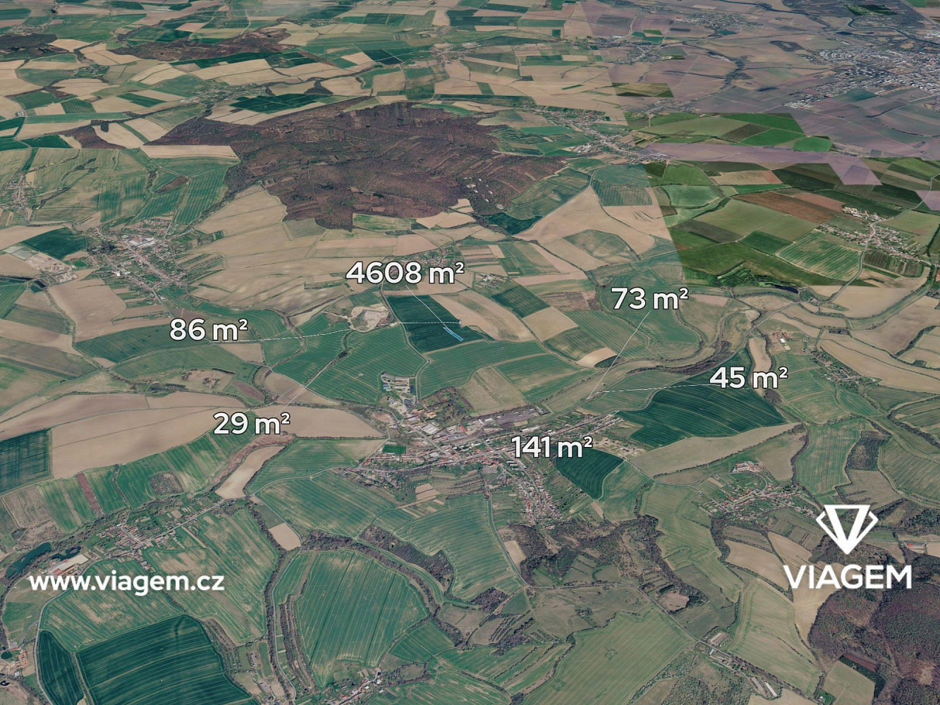 Prodej pole 758 m²