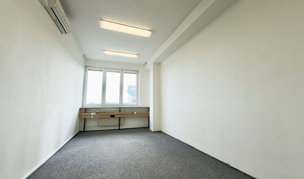 Pronájem kanceláře 17 m², Ostrava – náhled fotky 3