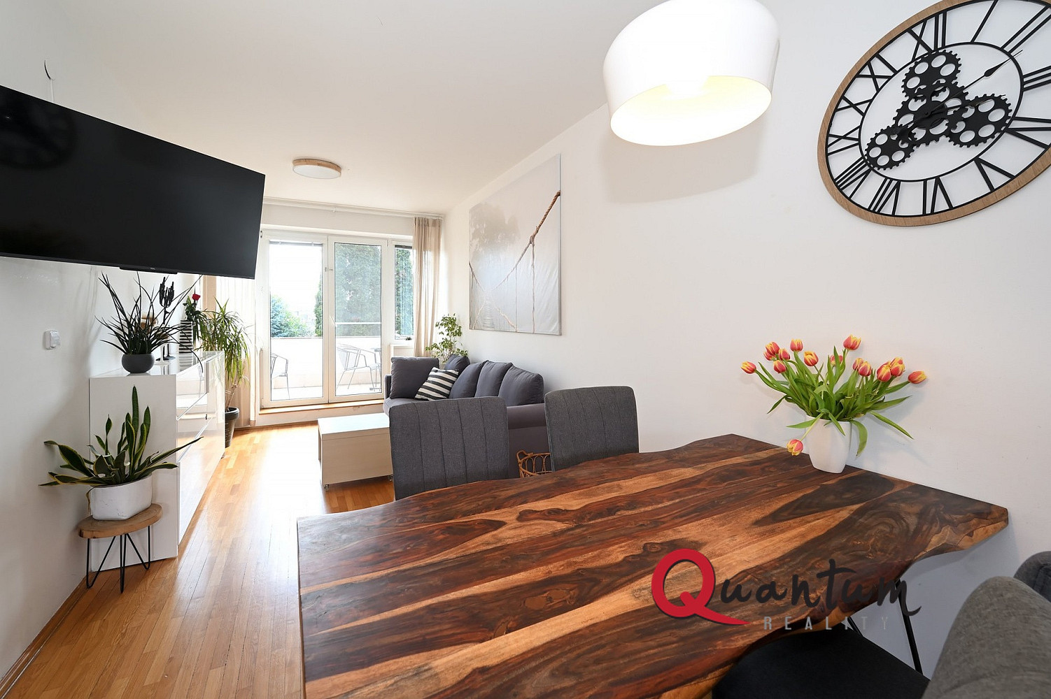 Pronájem domu 185 m² s pozemkem 229 m² – pohled 3