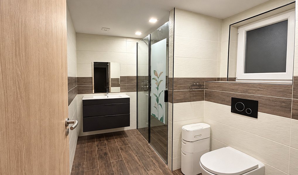 Prodej domu 222 m² s pozemkem 1 257 m², Kly – náhled fotky 4