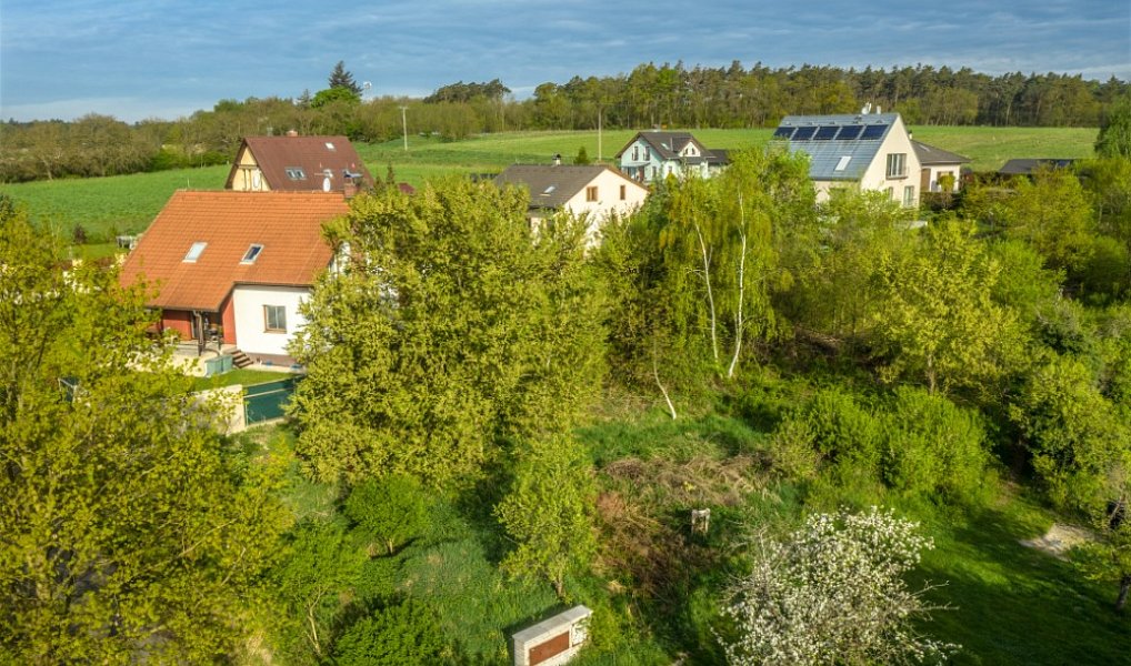 Prodej stavebního pozemku 1 364 m², Skorkov – náhled fotky 8
