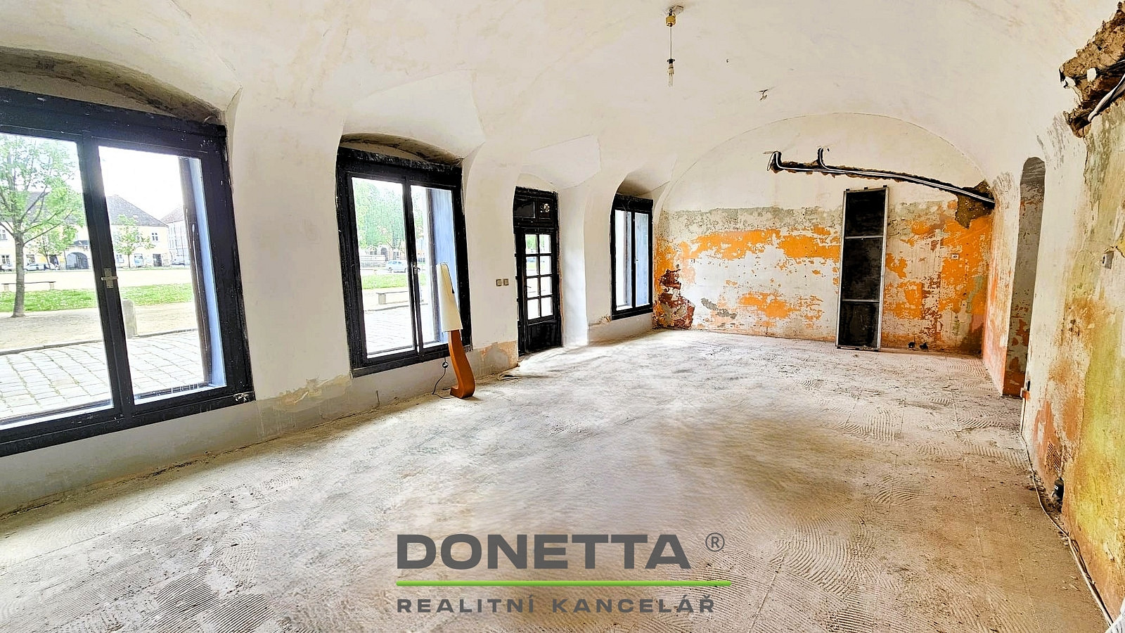 Pronájem obchodních prostor 100 m² – fotografie 3