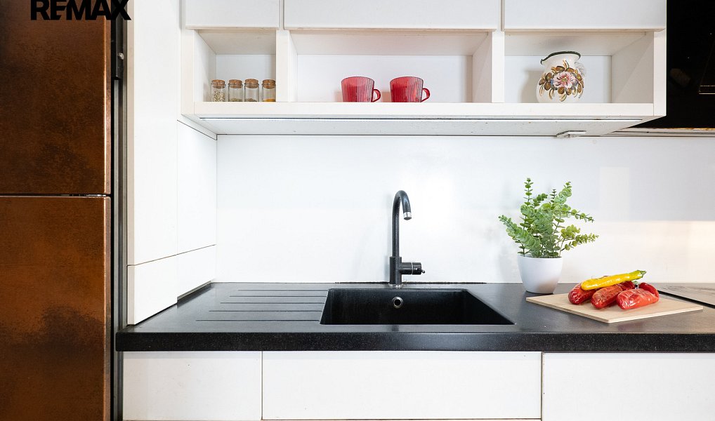 Prodej obchodních prostor 240 m², Praha – náhled fotky 7